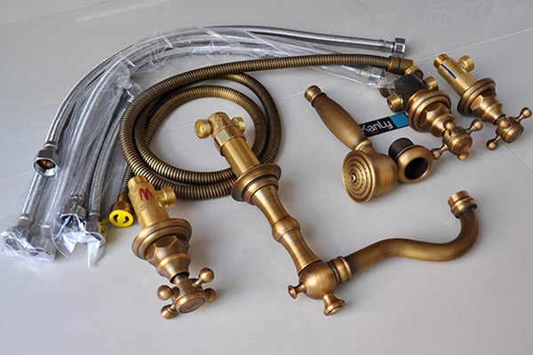 SEN TẮM GẮN BỒN BẰNG ĐỒNG KANLY - GCB08 - Ảnh 2