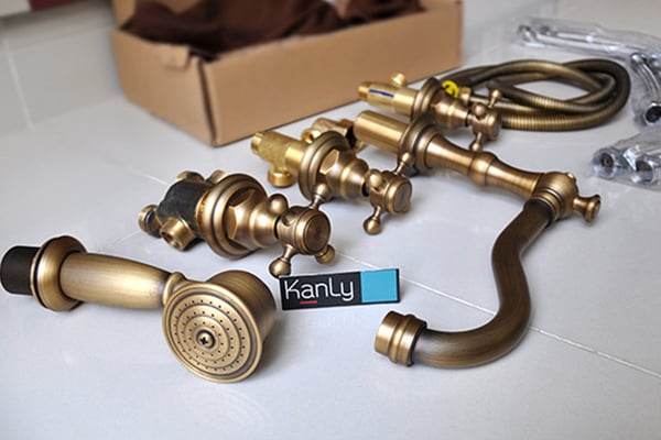 SEN TẮM GẮN BỒN BẰNG ĐỒNG KANLY - GCB08 - Ảnh 4