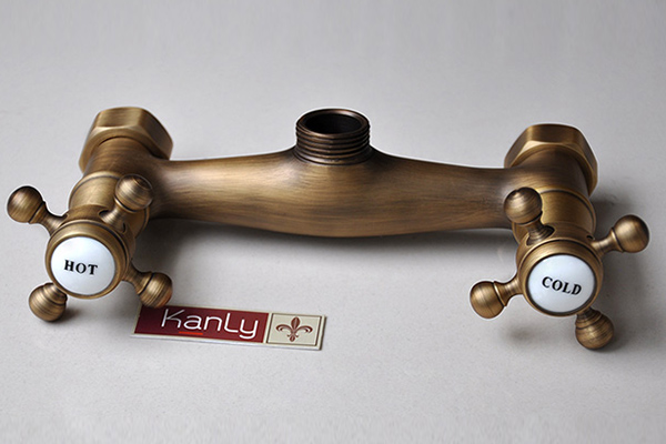 Vòi Lavabo treo tường nóng lạnh bằng đồng KANLY - GCT05 - Ảnh 3