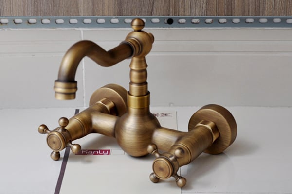 Vòi Lavabo treo tường nóng lạnh bằng đồng KANLY - GCT06 - Ảnh 2