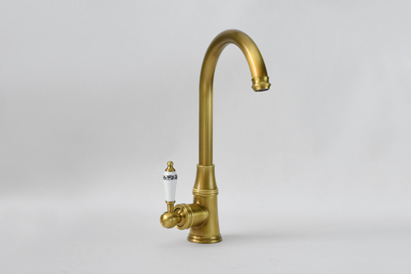 VÒI RỬA CHÉN CỔ ĐIỂN BẰNG ĐỒNG KANLY - GCC07 - Ảnh 2