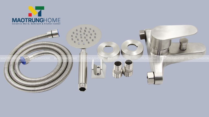 Dựa vào chất liệu và lớp mạ