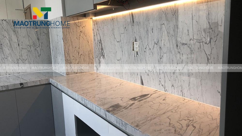 Gạch vân đá Marble bếp