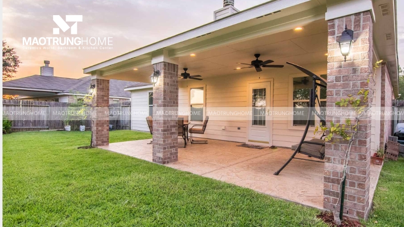 Mẫu gạch ốp cột vuông với gạch giả cổ