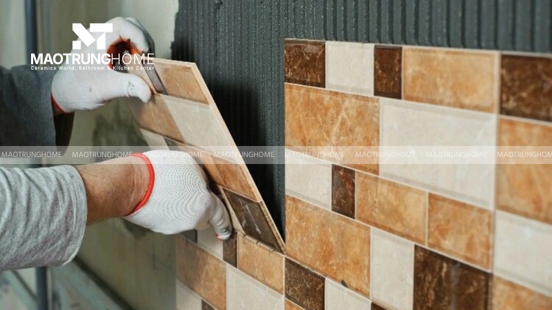 Đối với những khu vực yêu cầu độ bền cao, ốp gạch là lựa chọn tối ưu