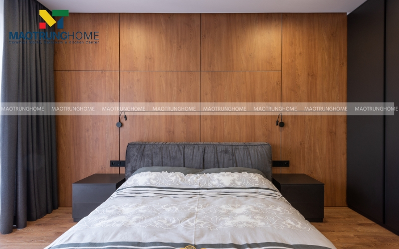 Phòng ngủ ốp gạch giả gỗ full tường