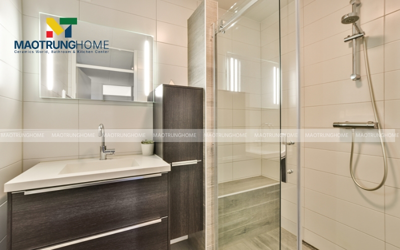 Nhà tấm ốp gạch trắng ngà đẹp 