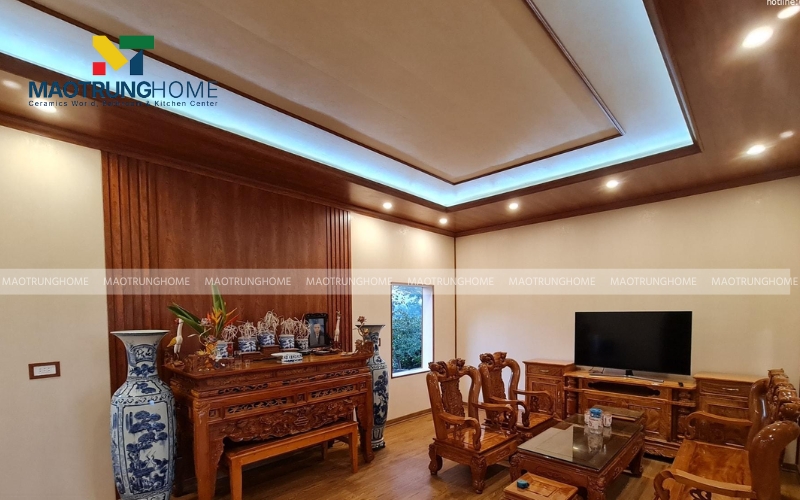 Gạch giả gỗ men bóng ốp phòng khách hiện đại 