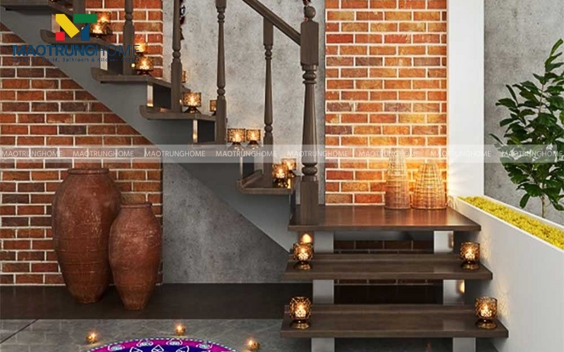 Tường ốp gạch thẻ màu đỏ nâu cổ điển