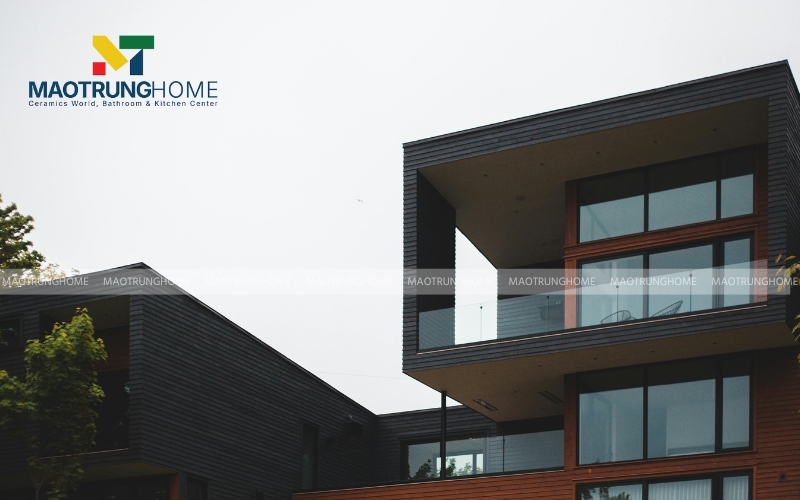 Nhà ốp gạch giả bê tông màu đen