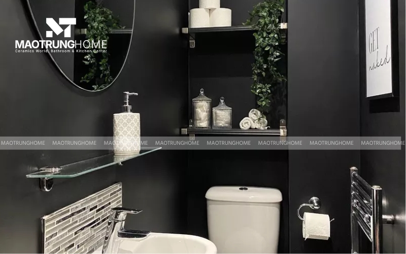 Gạch thẻ to tông màu đen đậm cá tính