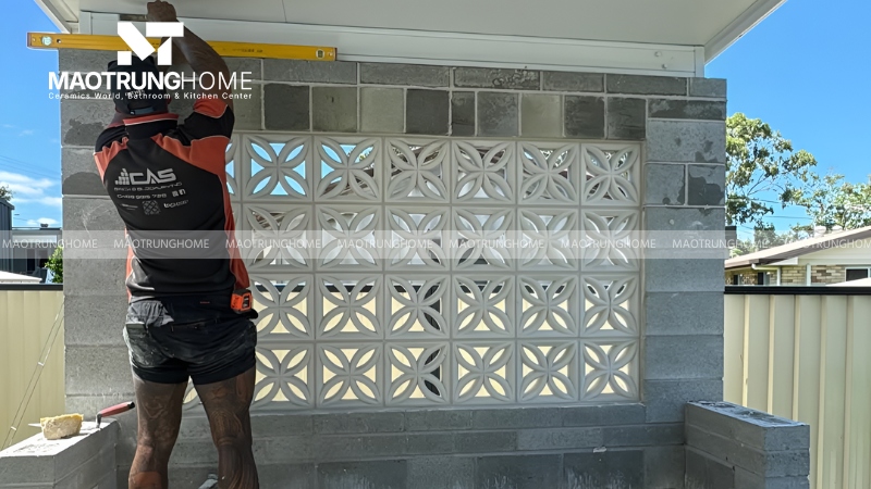 Lưu ý quan trọng khi thi công gạch thông gió