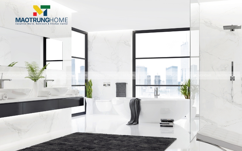 Giải pháp thiết kế cho nhà vệ sinh 6m2 chiều ngang rộng với các thiết bị bố trí thẳng hàng