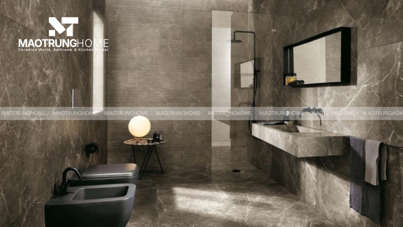 Kích thước 30x60cm được xem là "tỷ lệ vàng" cho nhà vệ sinh nhỏ