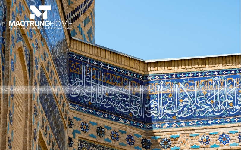 Vệ sinh bề mặt gạch lát và chờ keo khô hoàn toàn