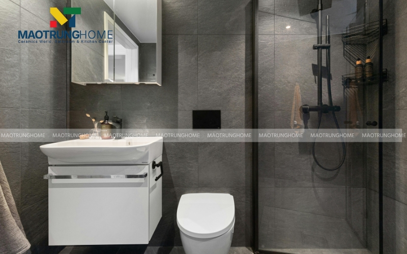 Thiết kế nhà vệ sinh 3m2 ốp gạch porcelain khổ lớn vân đá marble sang trọng