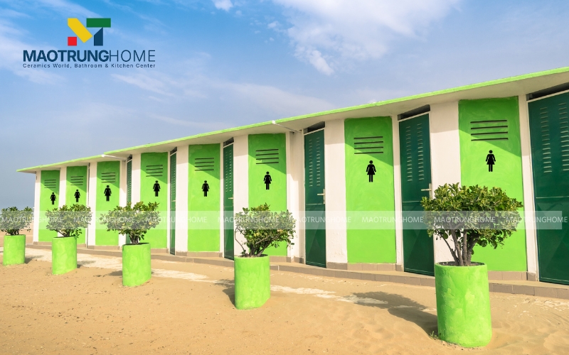 Nhà vệ sinh công cộng ngoài trời gần gũi thiên nhiên 