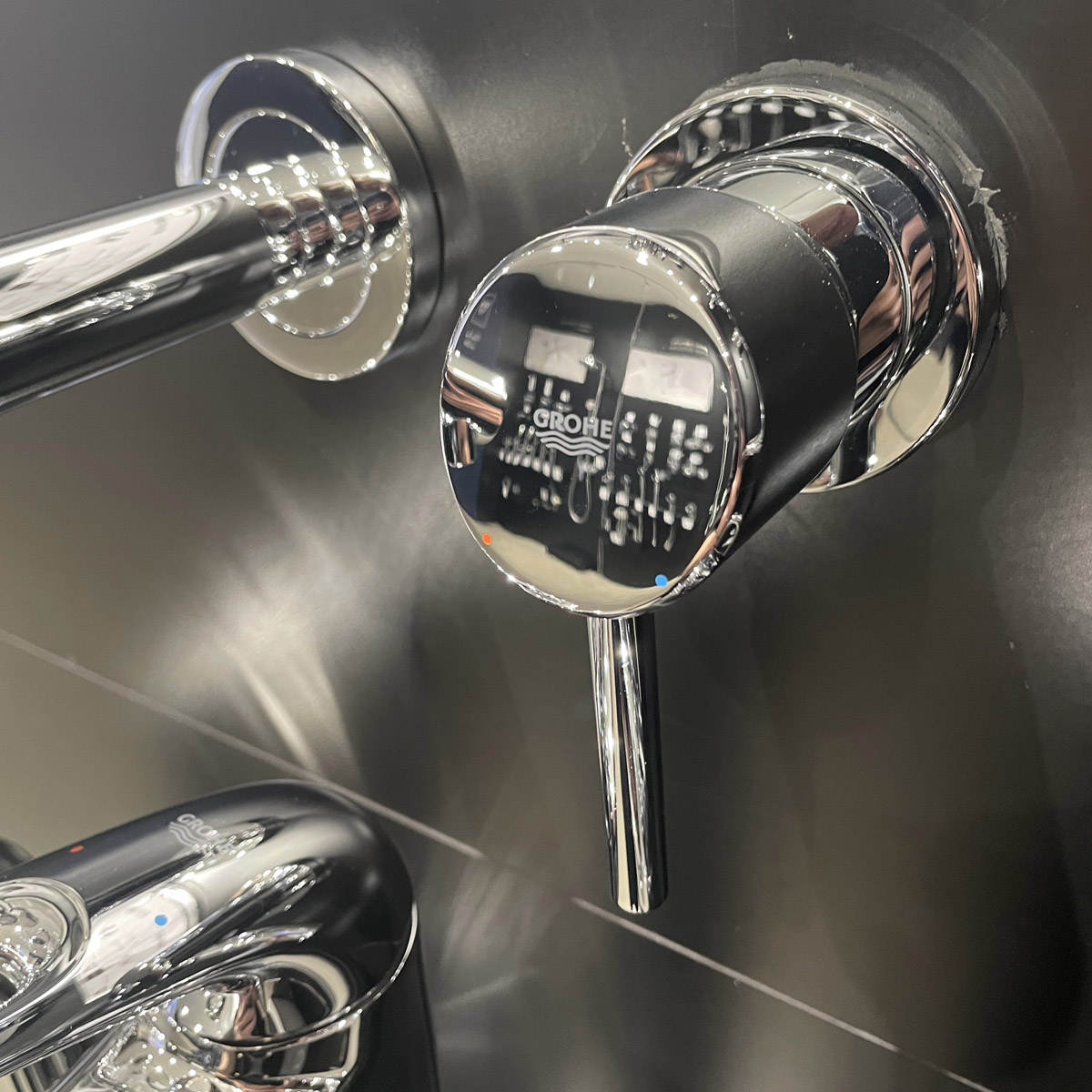 Vòi Lavabo gắn tường nóng lạnh 2 lỗ Concetto GROHE 19575001 - Ảnh 8