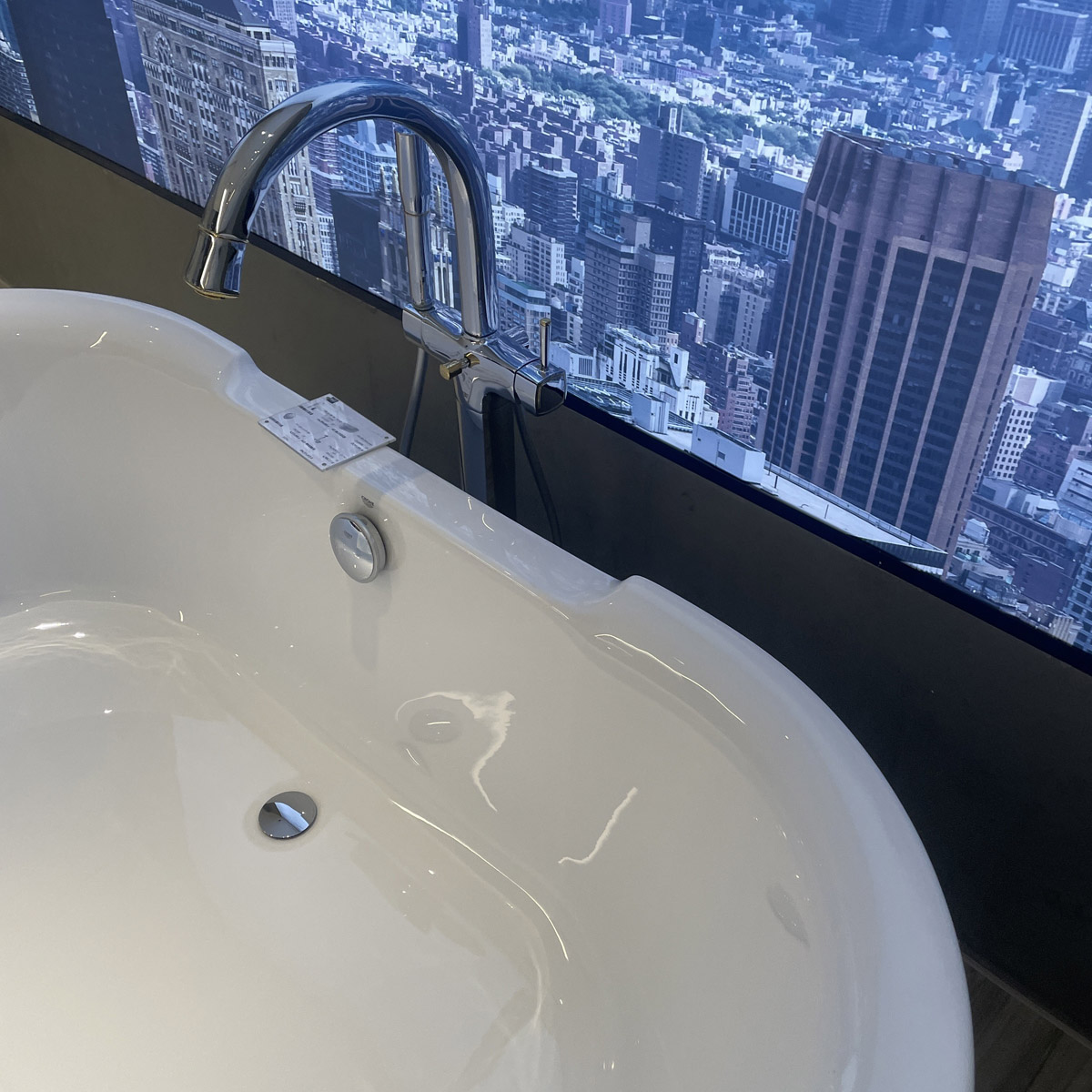 Vòi xả bồn tắm đặt sàn Grandera GROHE 23318IG0 - Ảnh 6