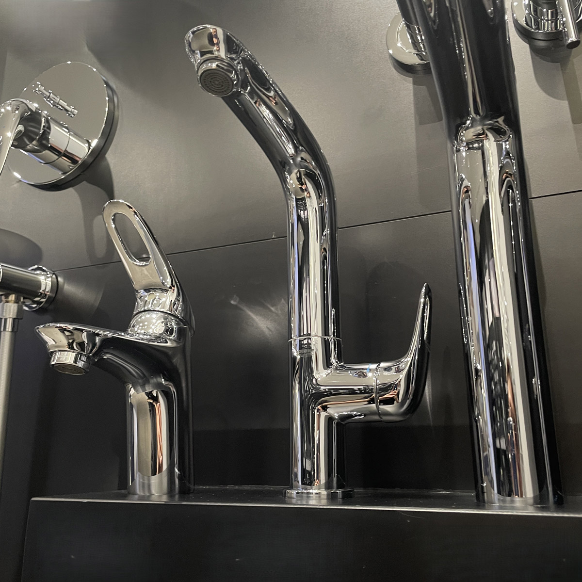 Vòi Lavabo nóng lạnh Eurostyle GROHE 23569003 - Ảnh 10