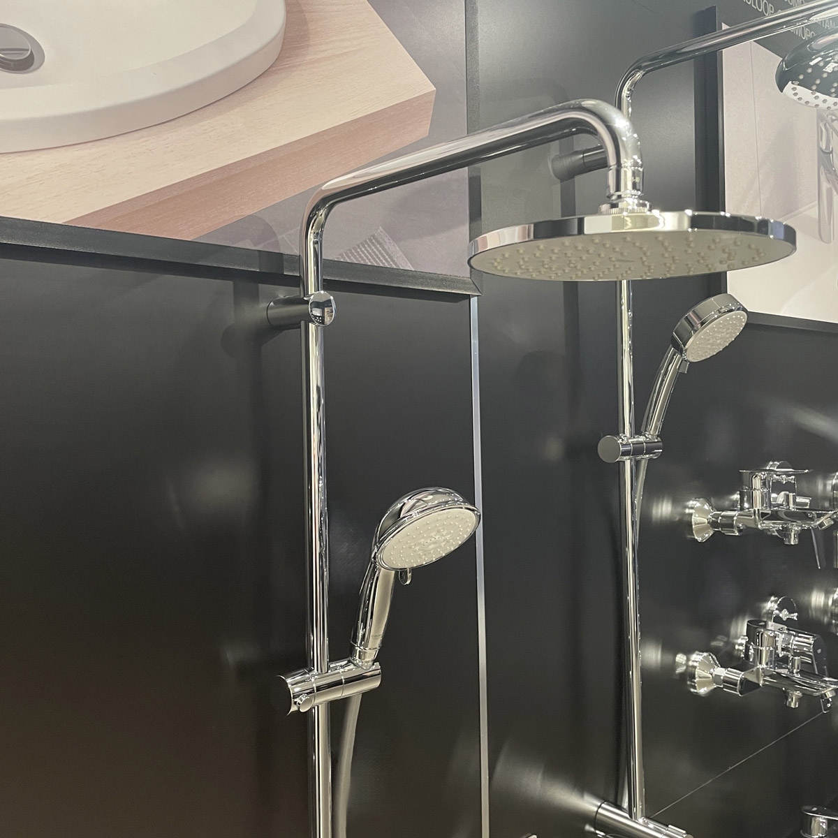 Thân sen cây tắm đứng Tempesta Rustic System 200 GROHE 26454001 - Ảnh 9