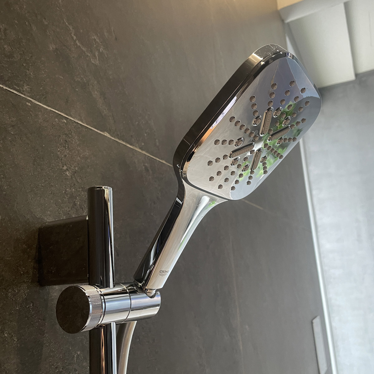 Bộ tay sen tắm và thanh trượt SmartActive 3 chế độ GROHE 26583000 - Ảnh 6