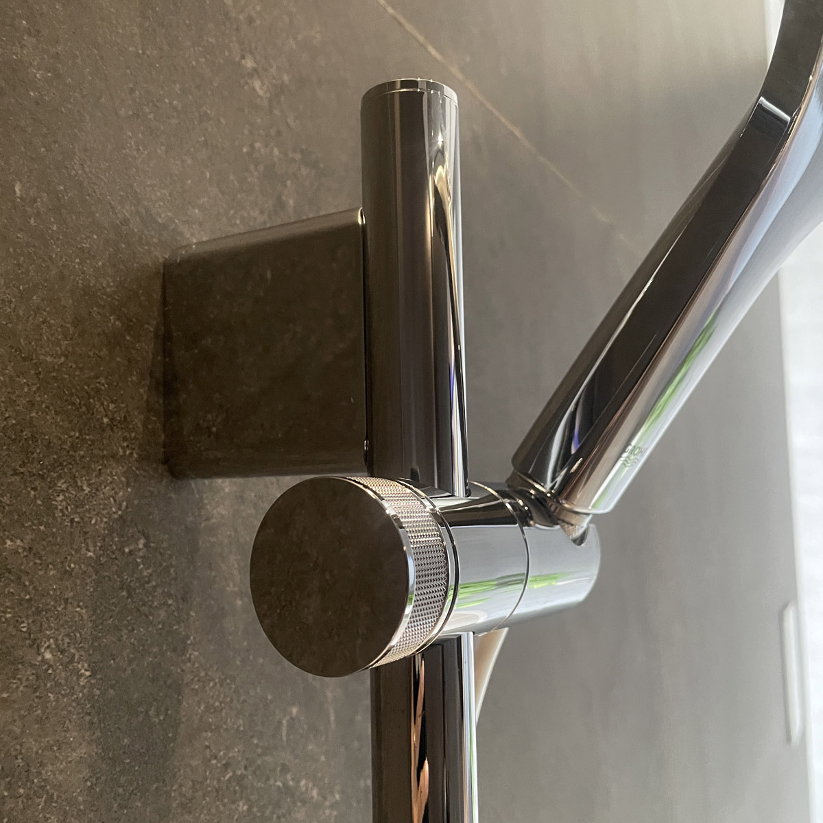 Bộ tay sen tắm và thanh trượt SmartActive 3 chế độ GROHE 26583000 - Ảnh 9