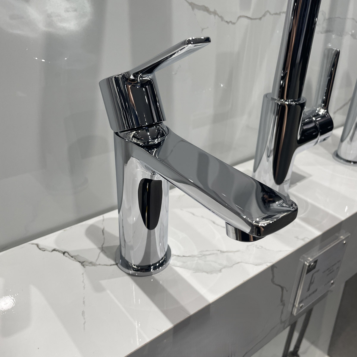 Vòi Lavabo nóng lạnh Lineare GROHE 32109001 - Ảnh 9