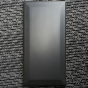 Gạch Thẻ Màu Đen 10×20 Nhập Khẩu H0712XY Men Mờ Vát