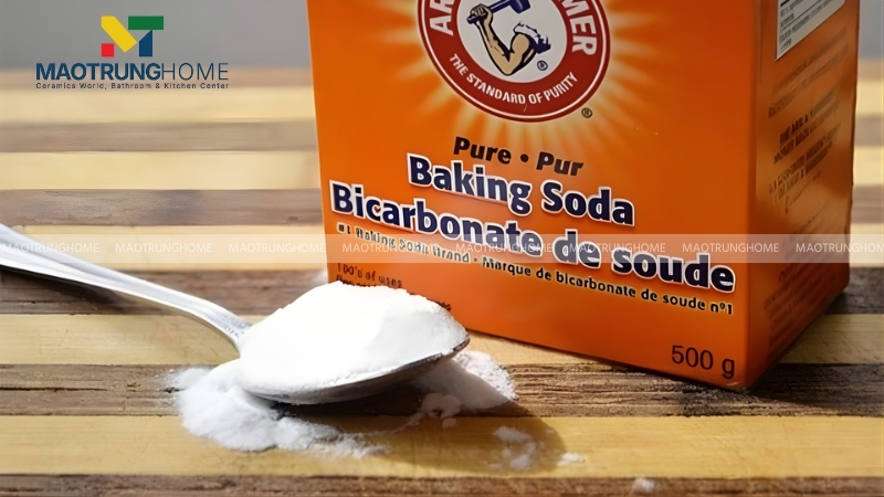 Bạn có thể dùng baking soda cho vết xước kim loại