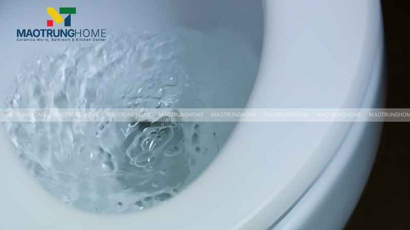 Nước có thể rò rỉ trong lòng bồn cầu