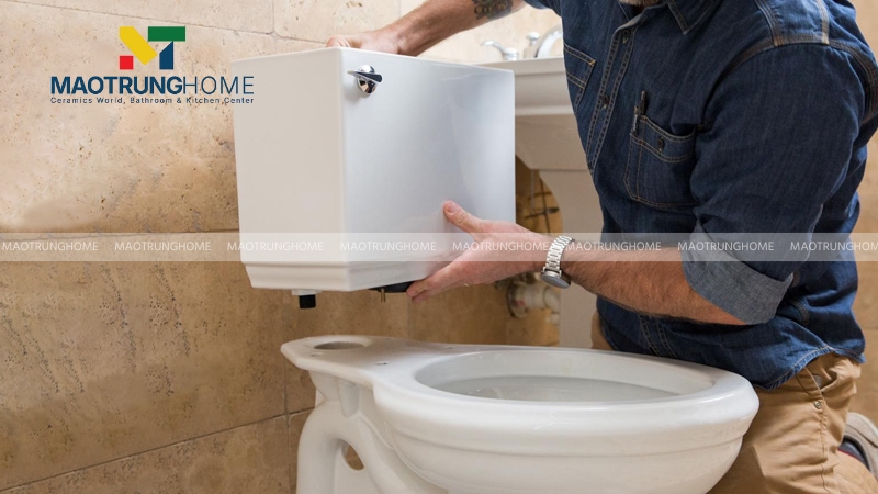 Kiểm tra bộ sản phẩm bồn cầu TOTO