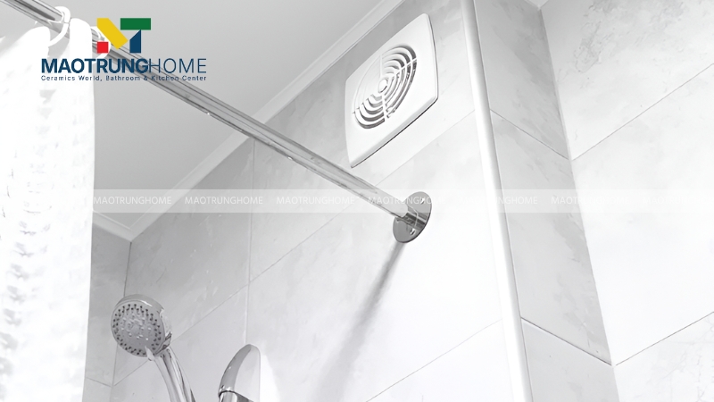 Cách thiết kế nhà vệ sinh: Đảm bảo hệ thống thông gió nhà vệ sinh và ánh sáng