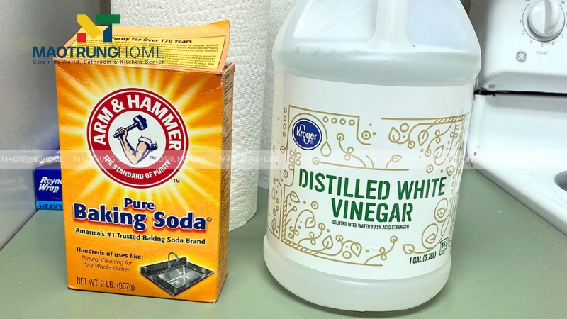 Phương pháp 3: Dùng baking soda và giấm ăn