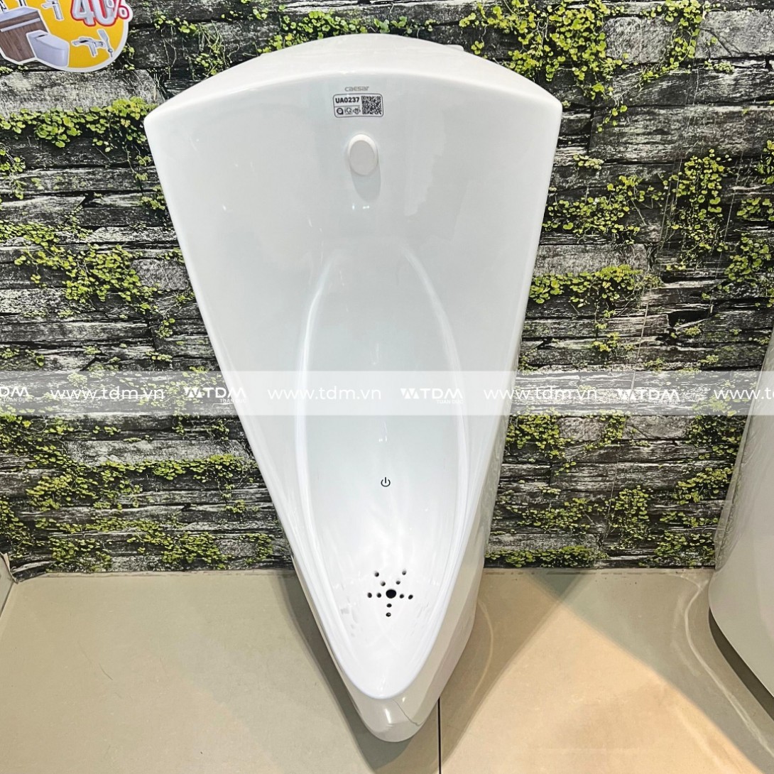 Bệ Tiểu Cảm Ứng CAESAR UA0237 Treo Tường - Ảnh 5