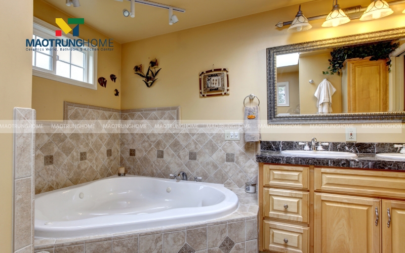 Trước khi mua, cần đo đạc chính xác diện tích phòng tắm để lựa chọn bồn tắm phù hợp