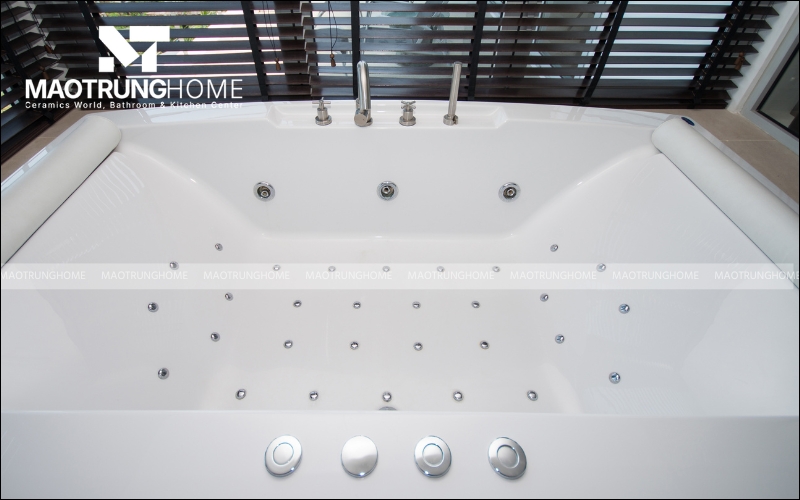 Chất liệu Acrylic trắng