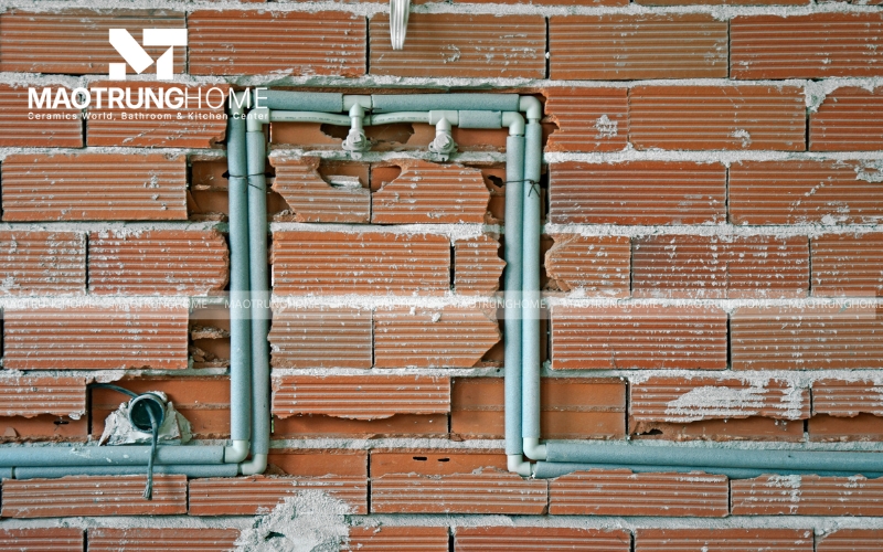 Dùng ống thoát nhỏ hơn D60