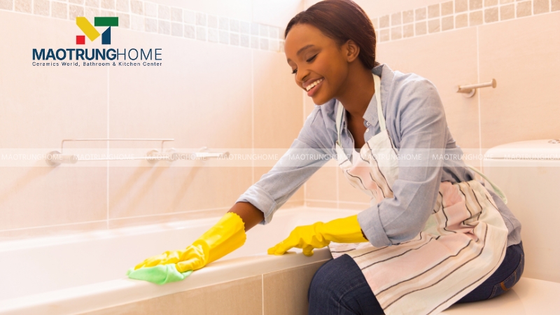 Dùng khoai tây và muối cho vết gỉ sét nhẹ