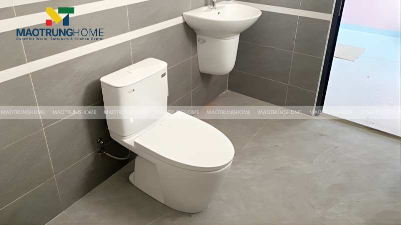 Mẫu bồn cầu 2 khối cho phòng tắm dưới 2m²