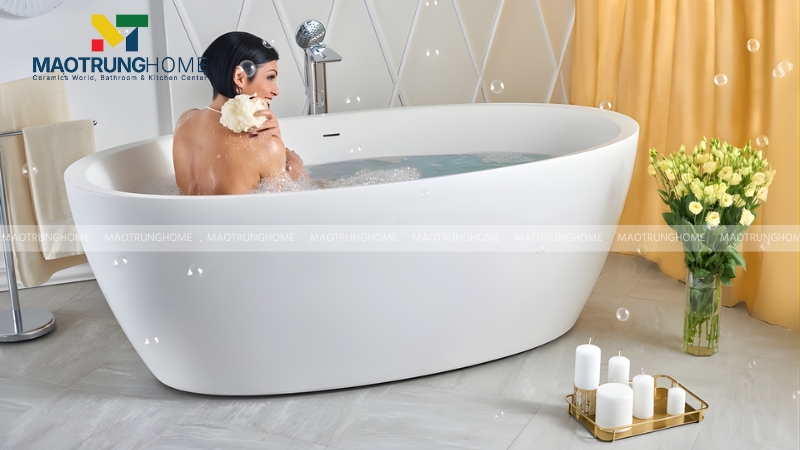 Bồn tắm ngâm thường được ưa chuộng trong các hộ gia đình