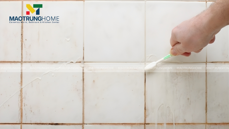 Gạch bị loang màu cấp độ 1