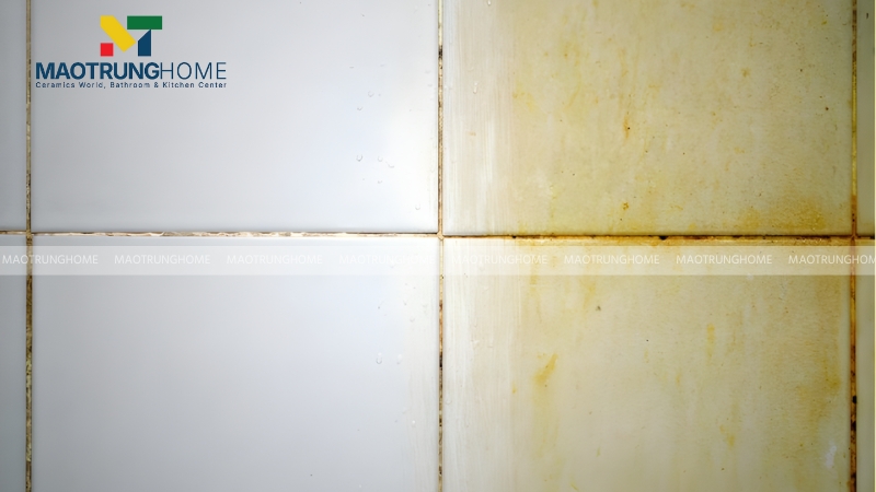 Gạch bị loang màu cấp độ 2