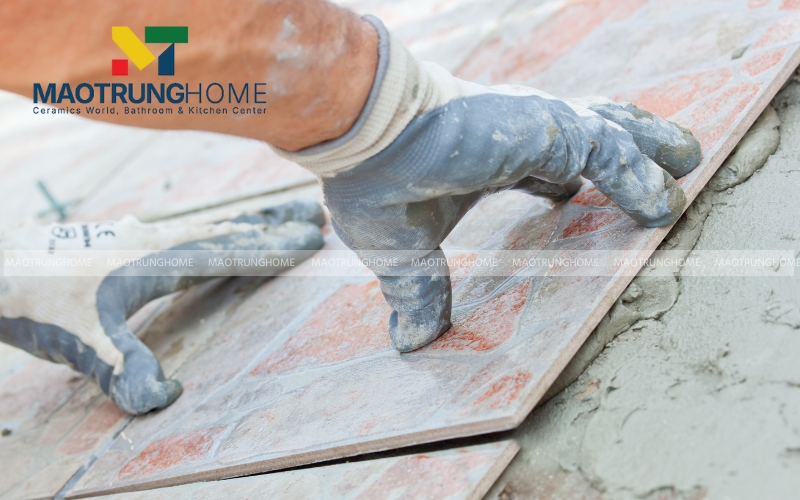 Thi công ốp và chà ron