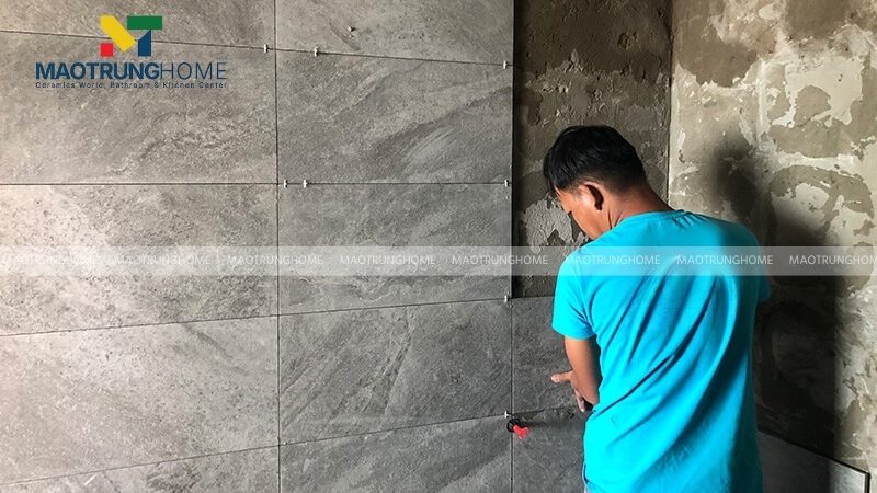 Bạn cần ốp gạch đúng kỹ thuật và vệ sinh thường xuyên