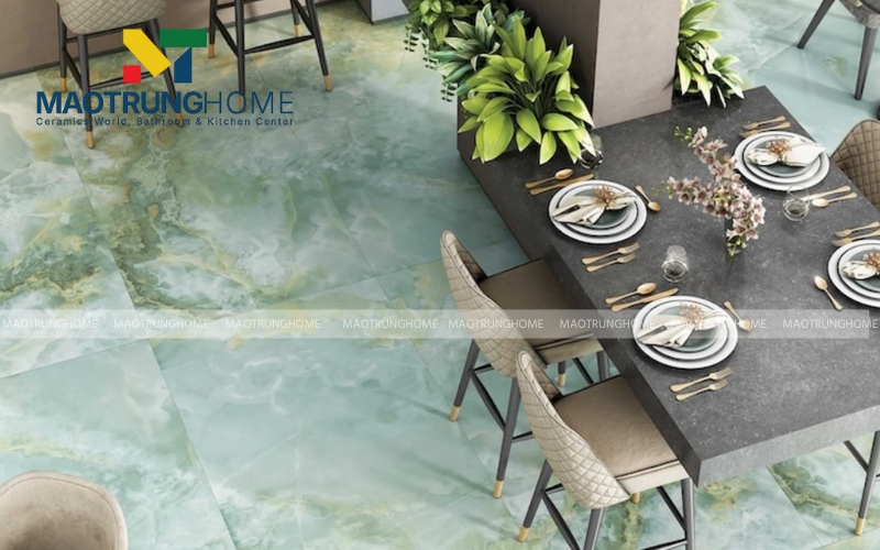 Không gian ăn uống ấm cúng với sắc xanh lá cây dịu mắt