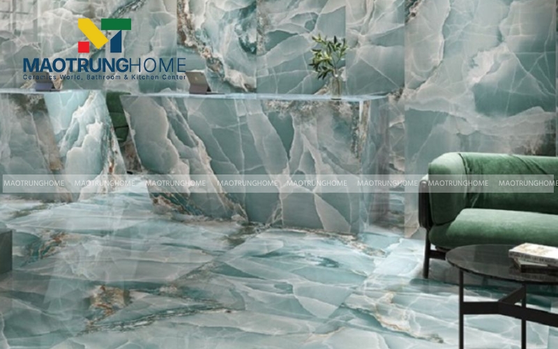 Sự kết hợp hoàn hảo giữa gạch vân đá xanh lá và nội thất sang trọng