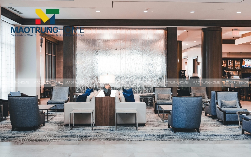 Sàn phòng khách độc đáo với họa tiết gạch đá mài