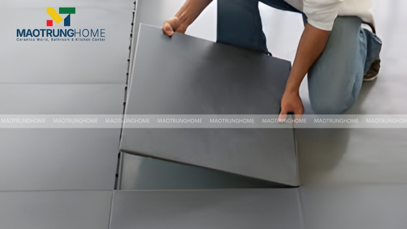 Gạch porcelain là vật liệu phổ biến hàng đầu cho nhà tắm