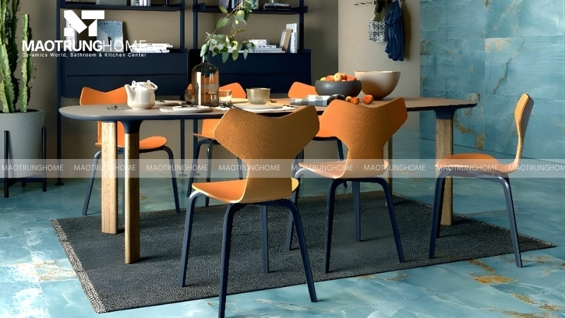 Bạn nên chọn gạch chống trơn trượt cho phòng bếp